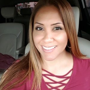 Meet your Posher, Evette